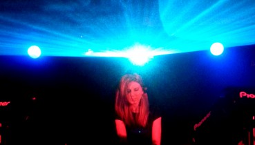 Alienna @ café café 21.08.15