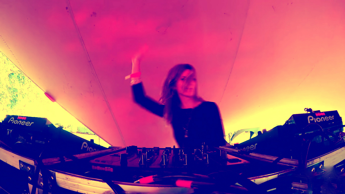 DJ Alienna @ Vreugedans 2015