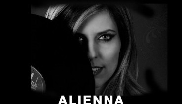 Alienna resident @ festivibe